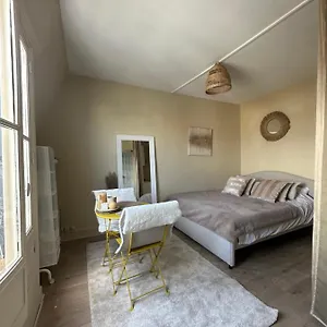  Apartment Studio Entierement Renove Place De La Bastille