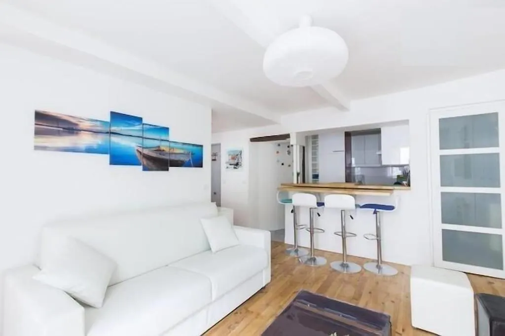 High Standing 2-Room Apartment In Latin Quarter 파리 프랑스